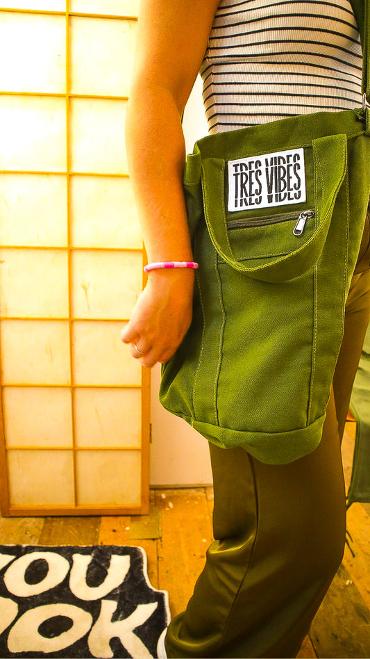 Minimal Vibes - Green Canvas Bag