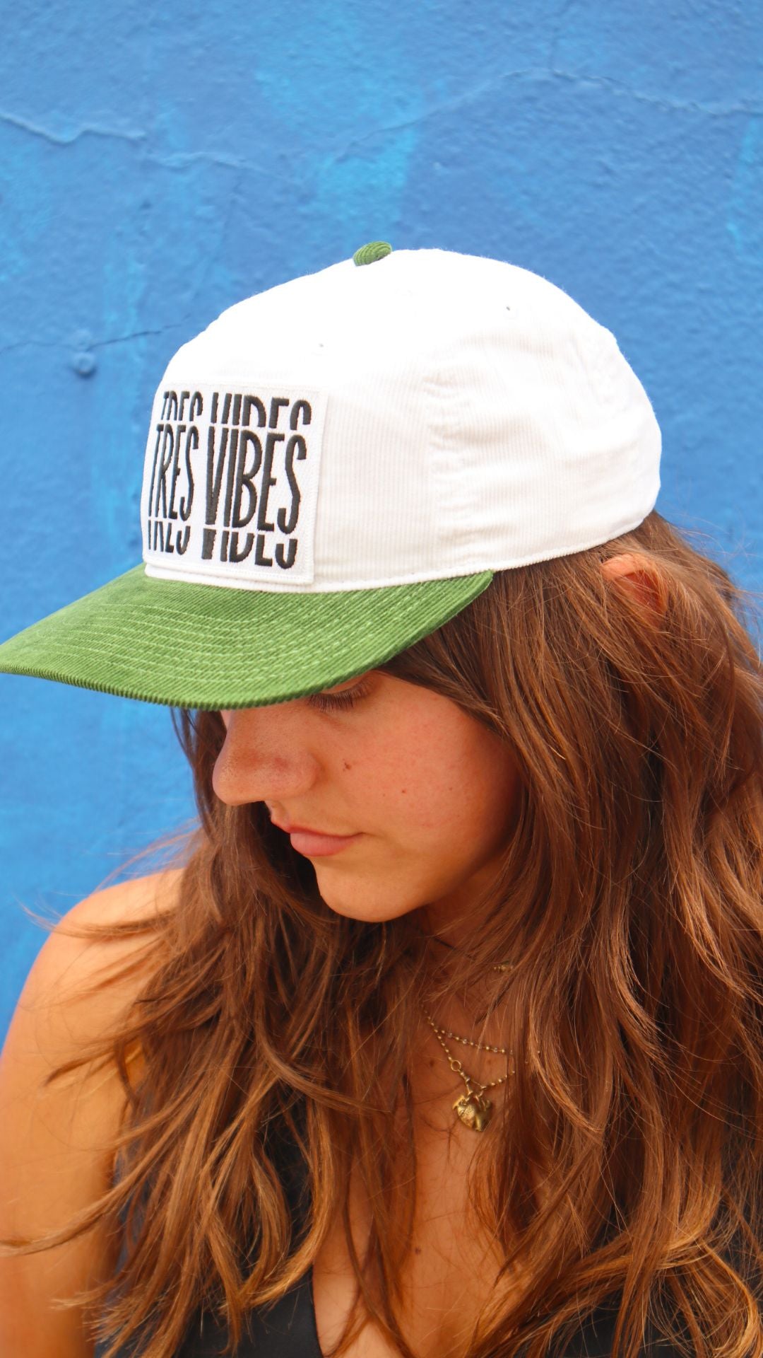 Minimal Vibes - Two Tone Corduroy Hat