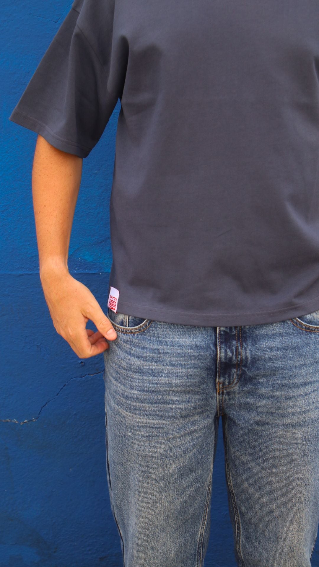 Minimal Vibes - Boxy T-Shirt