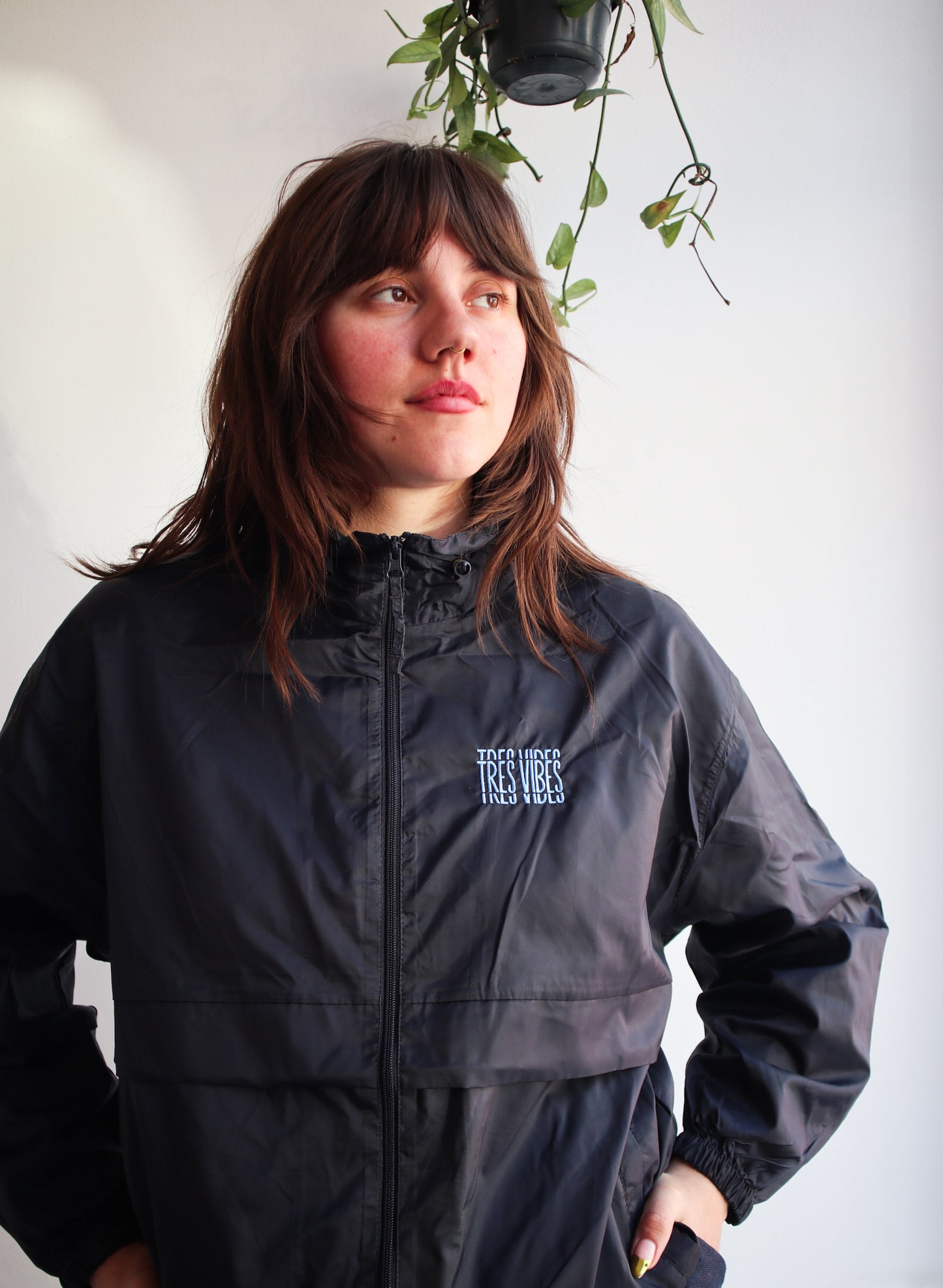 Tres Vibes - Windbreaker