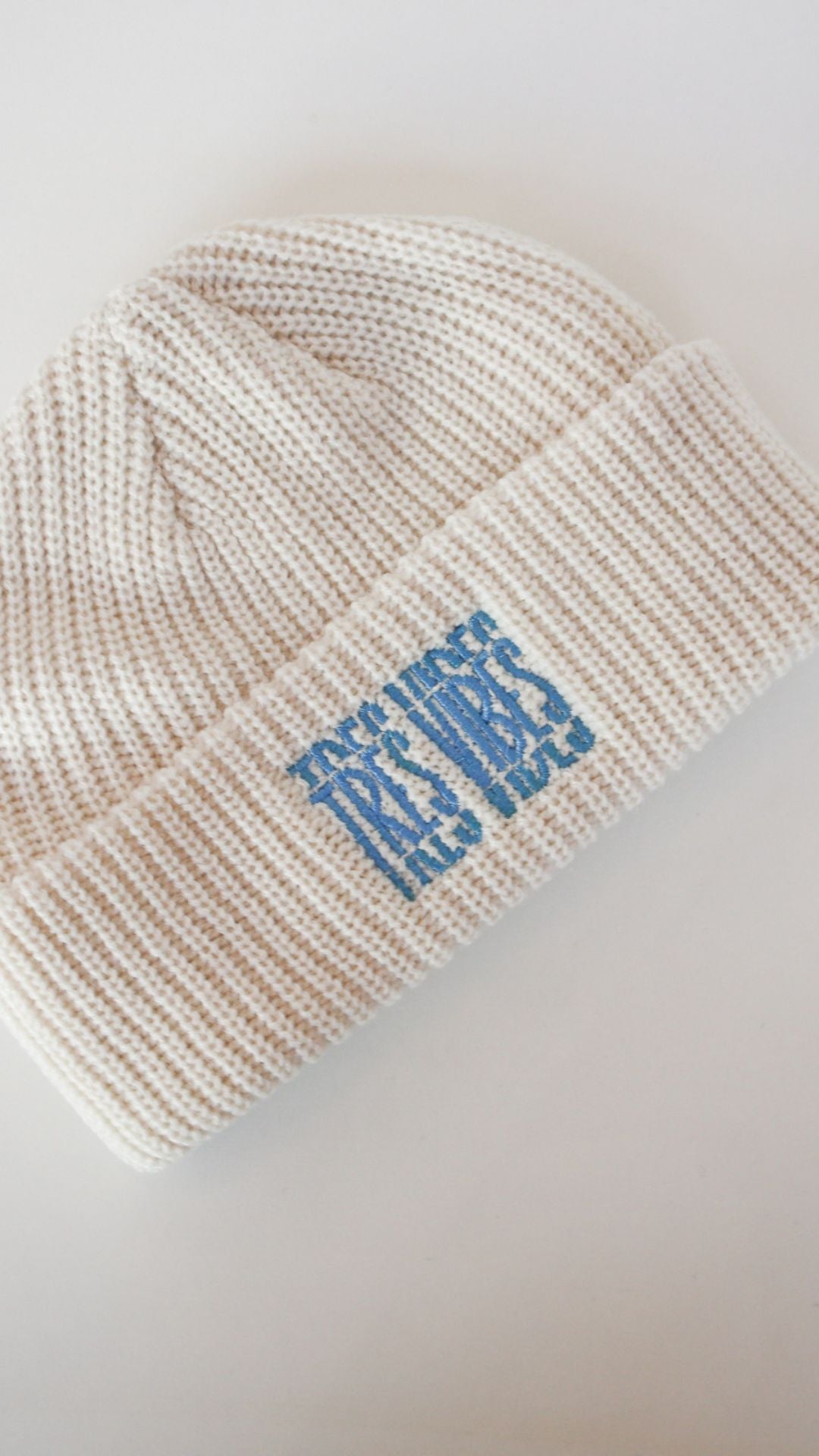 Tres Vibes - Knit Beanie Blue Embroidery