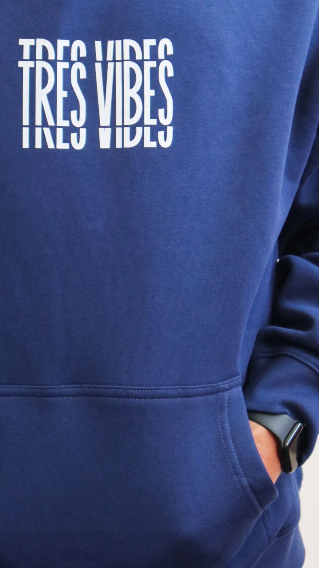 Tres Vibes - Oversized Hoodie