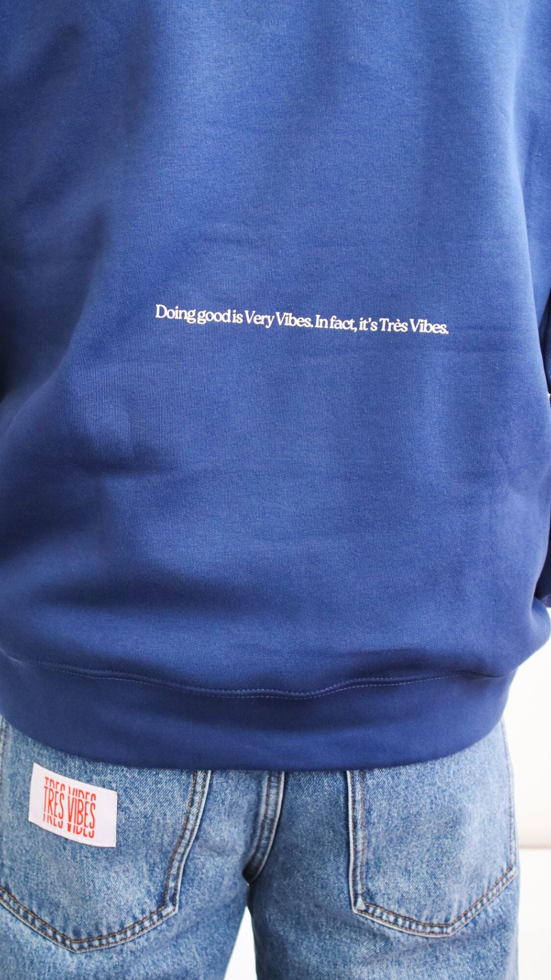 Tres Vibes - Oversized Hoodie