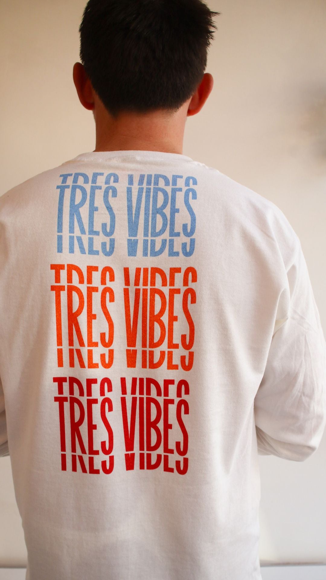 Tres Vibes - Unisex Long Sleeve T-Shirt